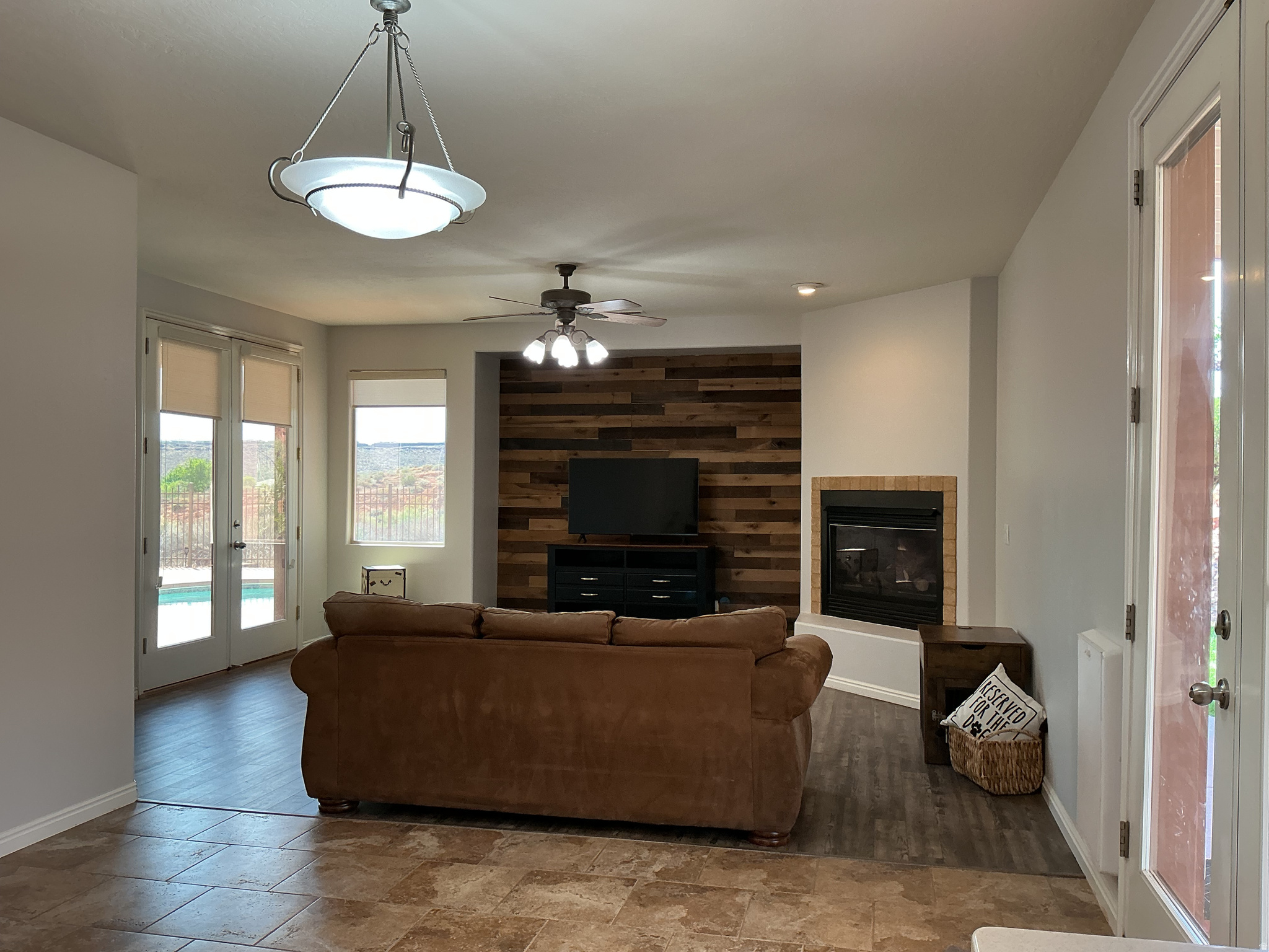 CORAL CANYON 1 - Residential