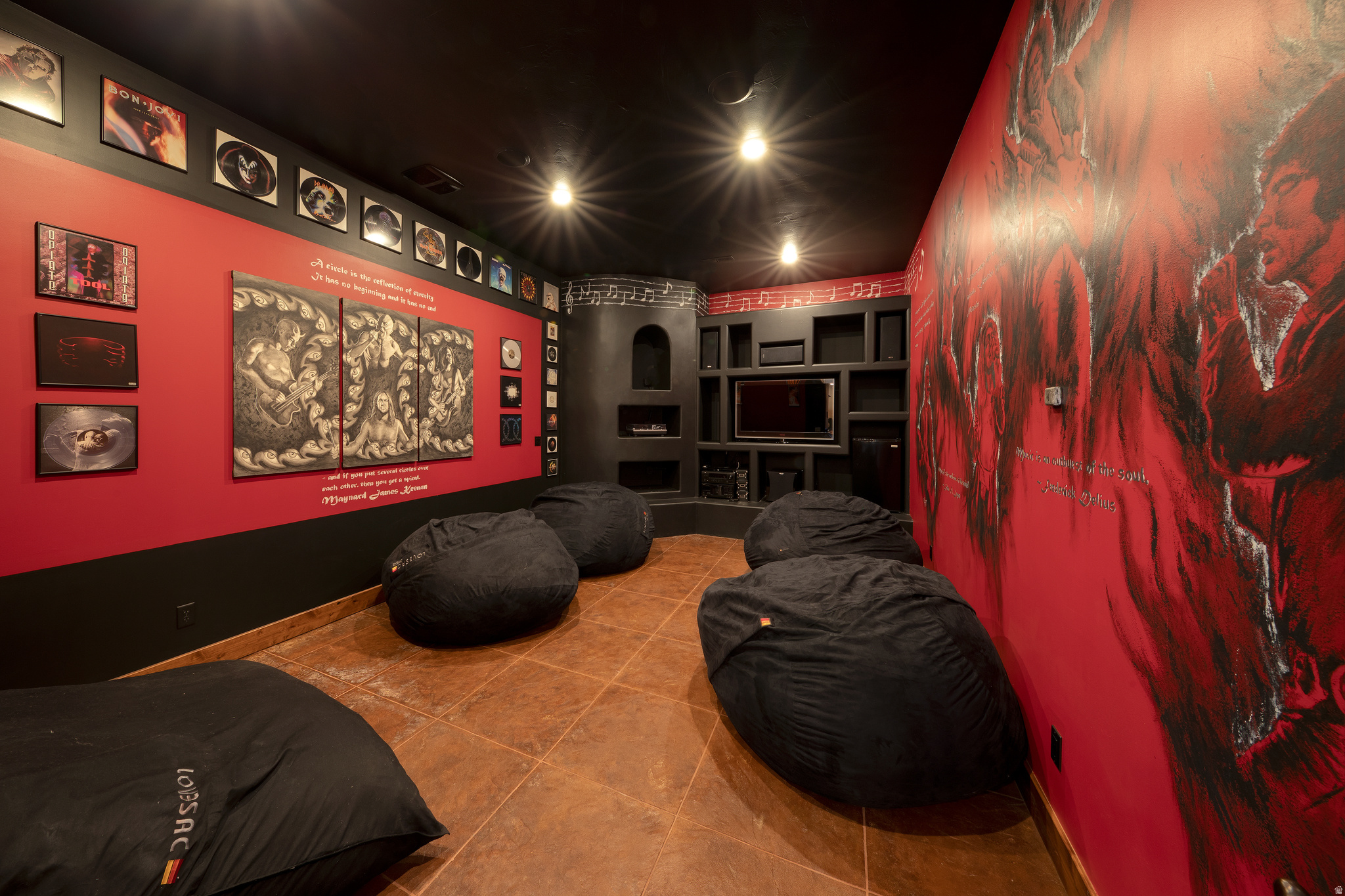 WILSON ARCH RESORT - Residential