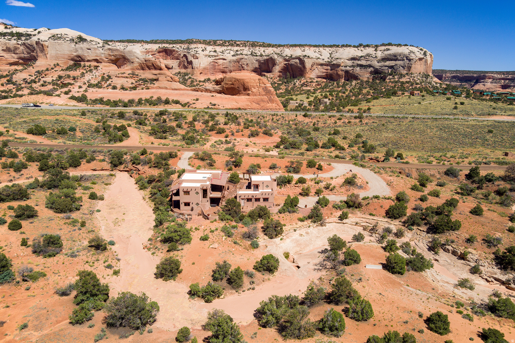 WILSON ARCH RESORT - Residential