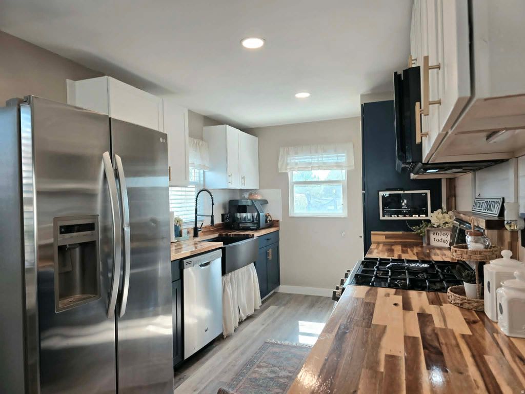 Photo of 468 S 100 W, Price, UT 84501 (MLS # 2156804)