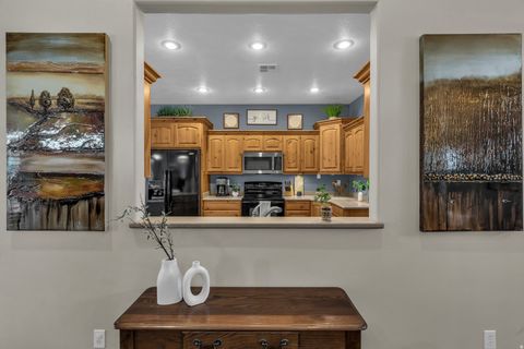 Tiny photo for 1045 S RED RIVER RD E, Washington, UT 84780 (MLS # 2141988)