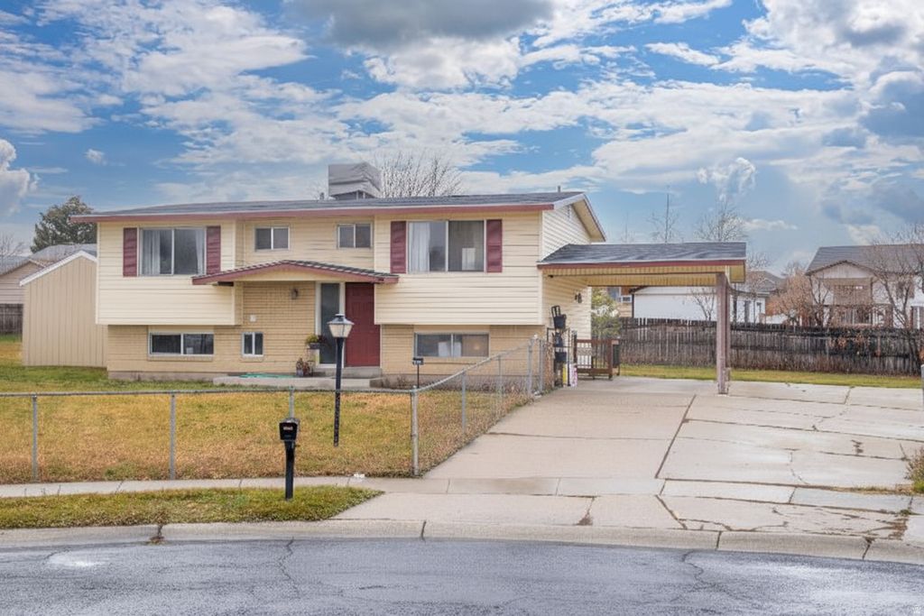 Photo of 6553 W 3880 S, West Valley City, UT 84128 (MLS # 2129775)