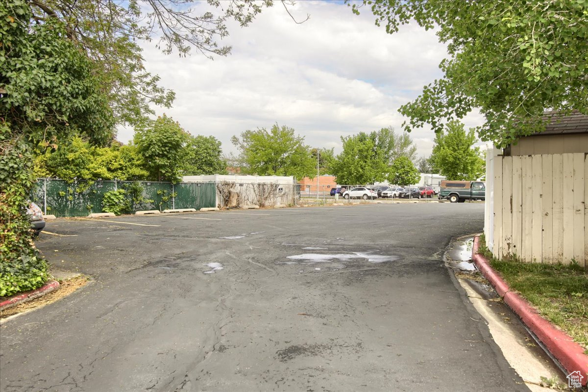 571 N 200, Bountiful, Utah image 30