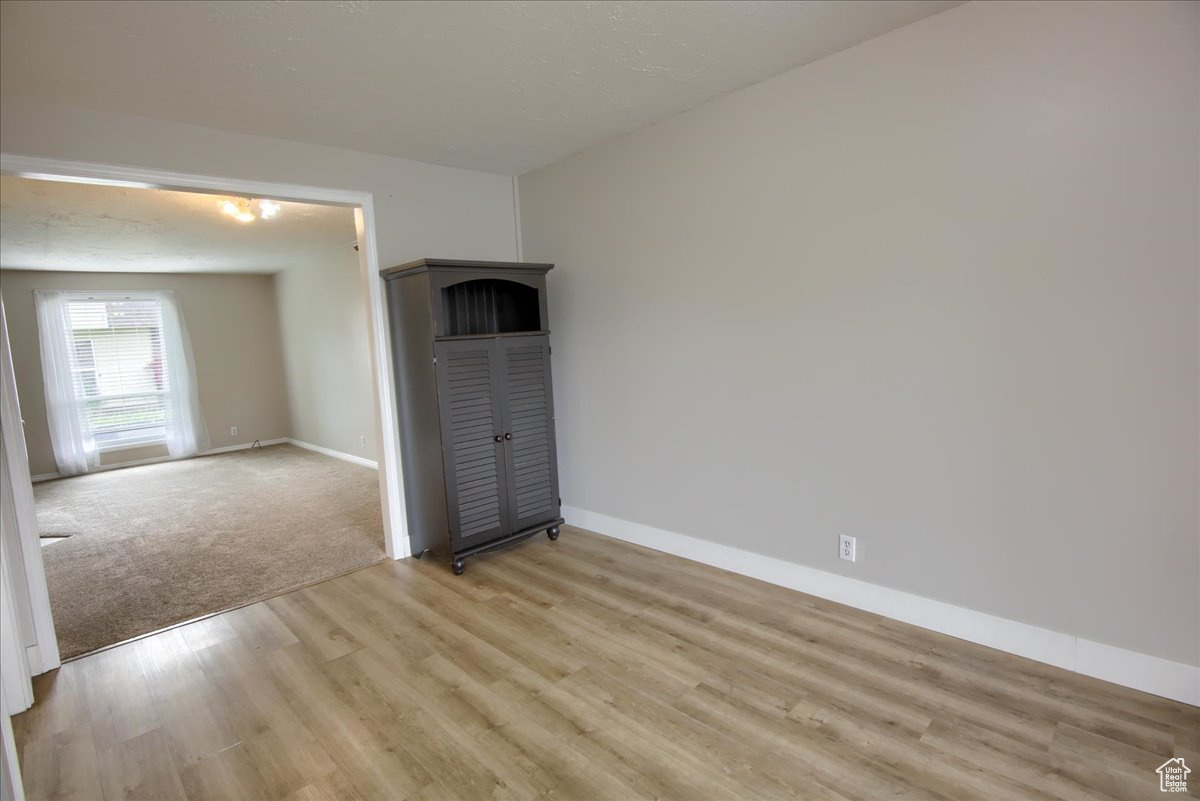 571 N 200, Bountiful, Utah image 13