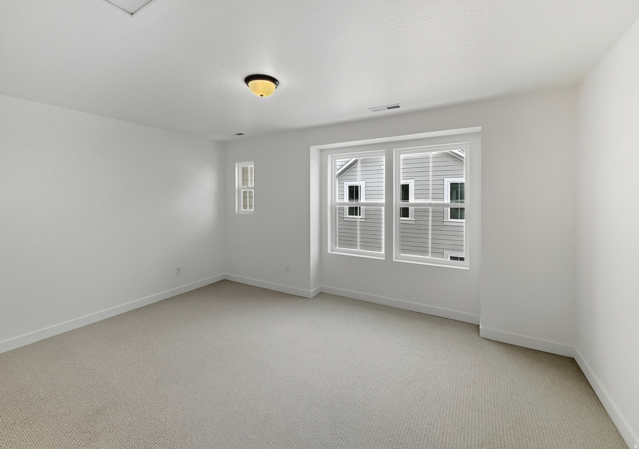 DAYBREAK - Residential