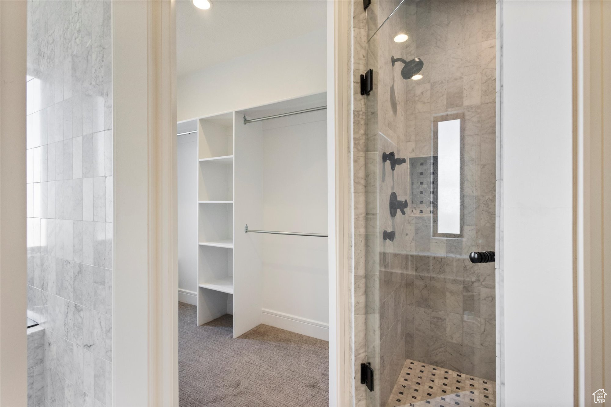 EMERALD ESTATES - Residential