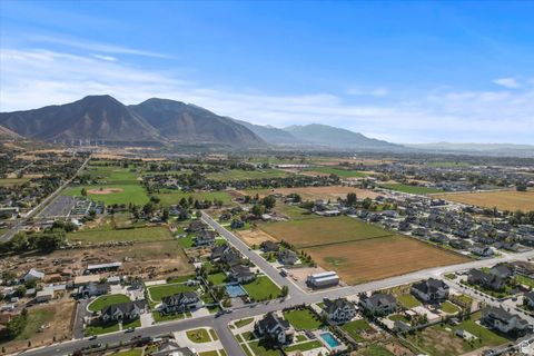 Tiny photo for 1158 S 980 W, Mapleton, UT 84664 (MLS # 2114282)