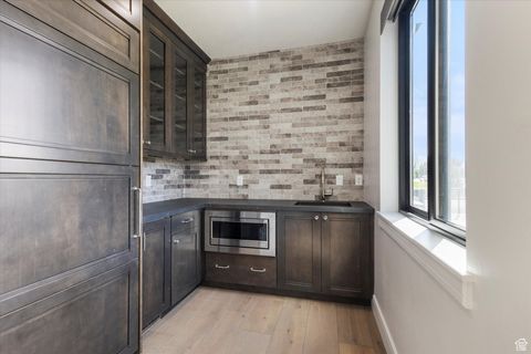 Tiny photo for 1158 S 980 W, Mapleton, UT 84664 (MLS # 2114282)