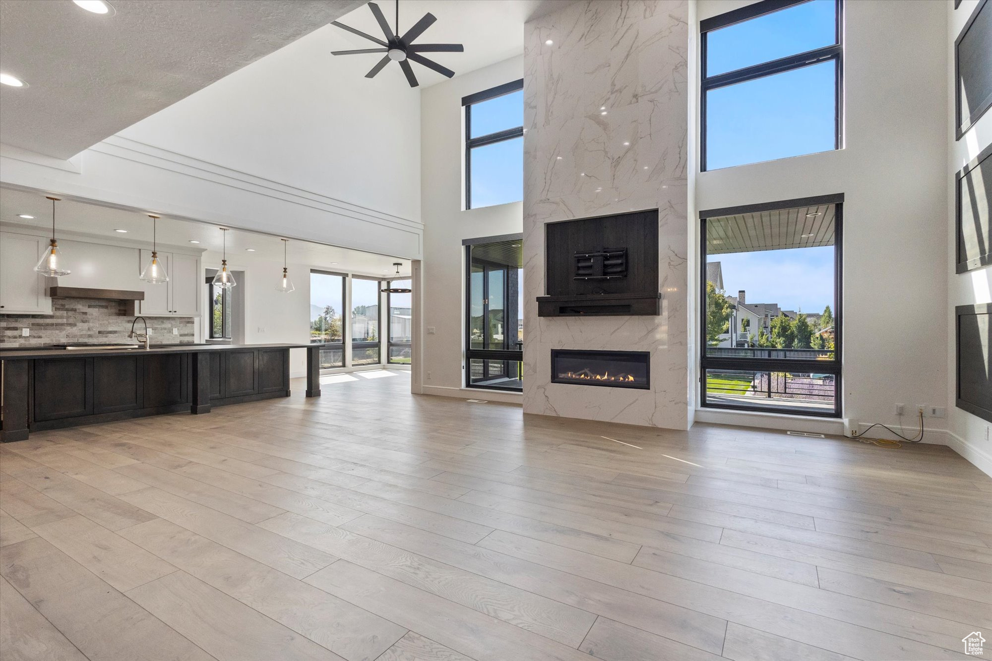 EMERALD ESTATES - Residential