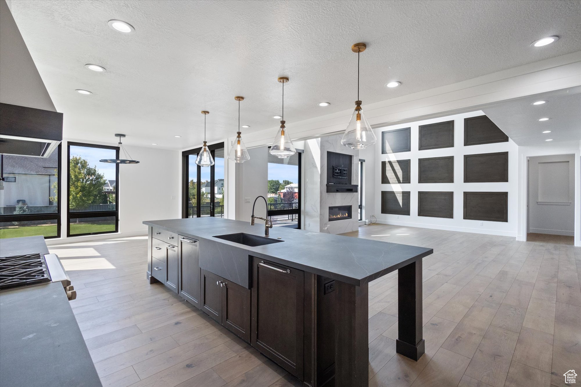 EMERALD ESTATES - Residential