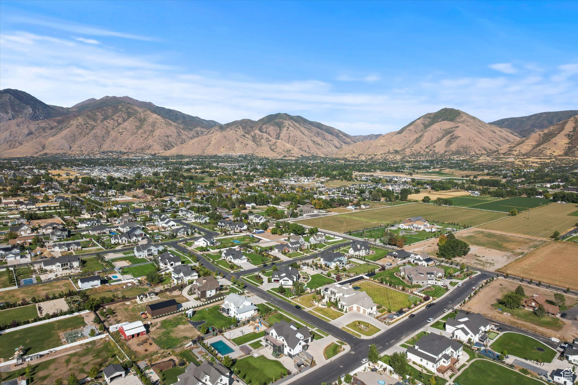EMERALD ESTATES - Residential
