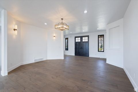 Tiny photo for 1158 S 980 W, Mapleton, UT 84664 (MLS # 2114282)