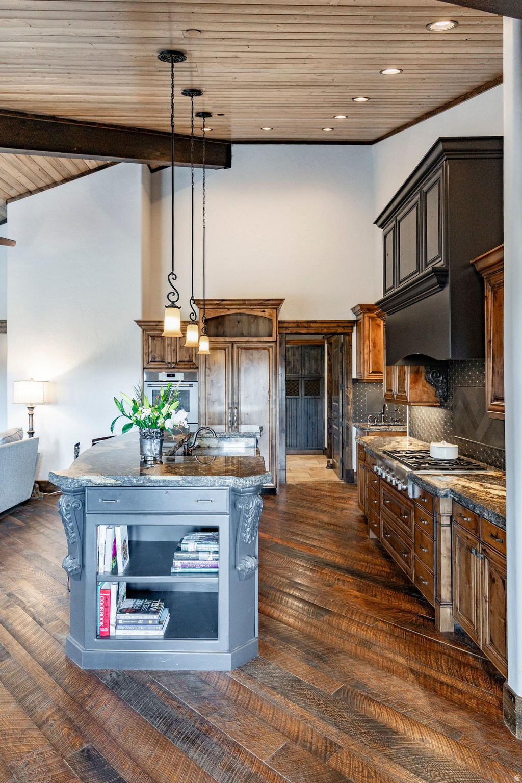 LOOKOUT RIDGE - Residential