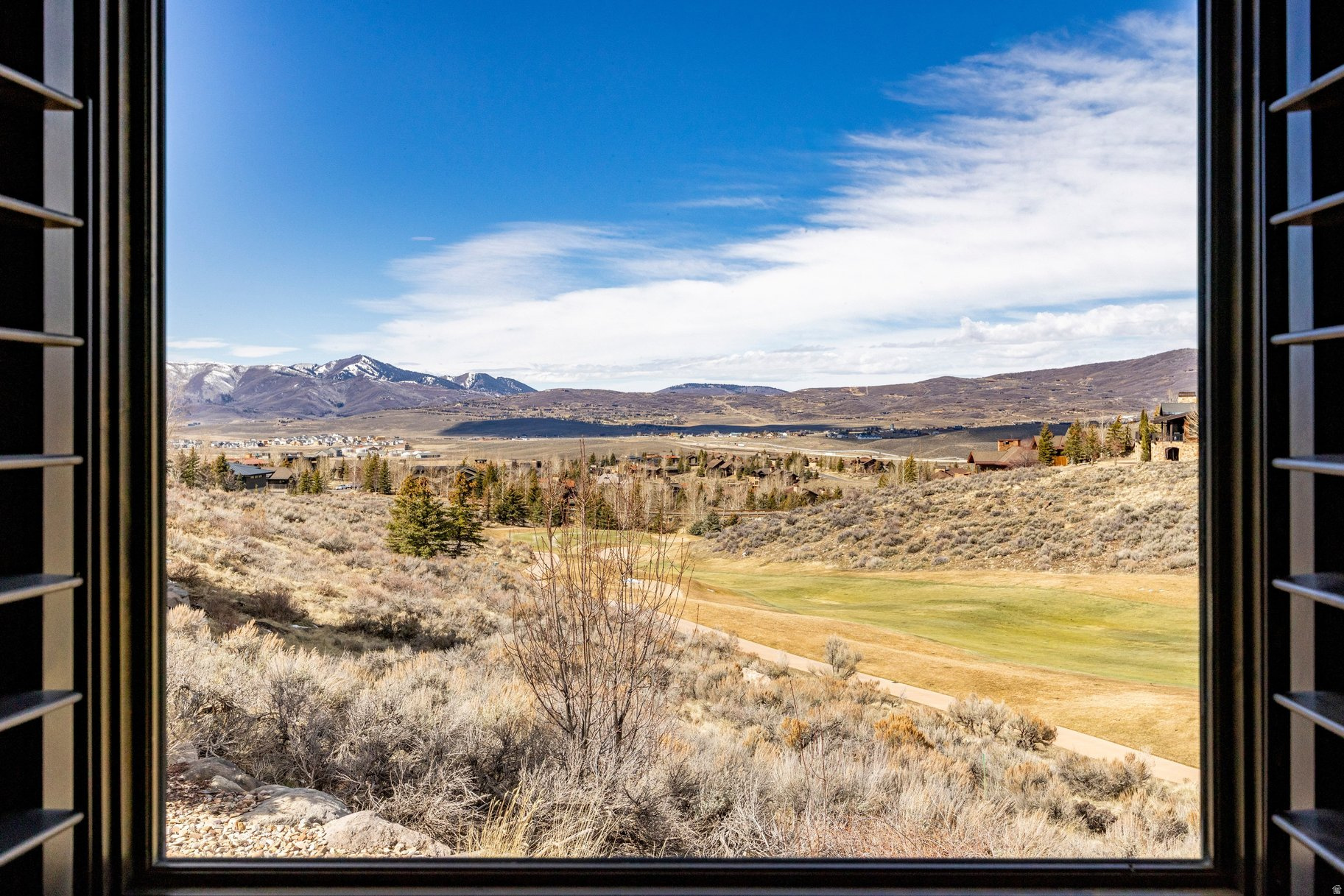 LOOKOUT RIDGE - Residential