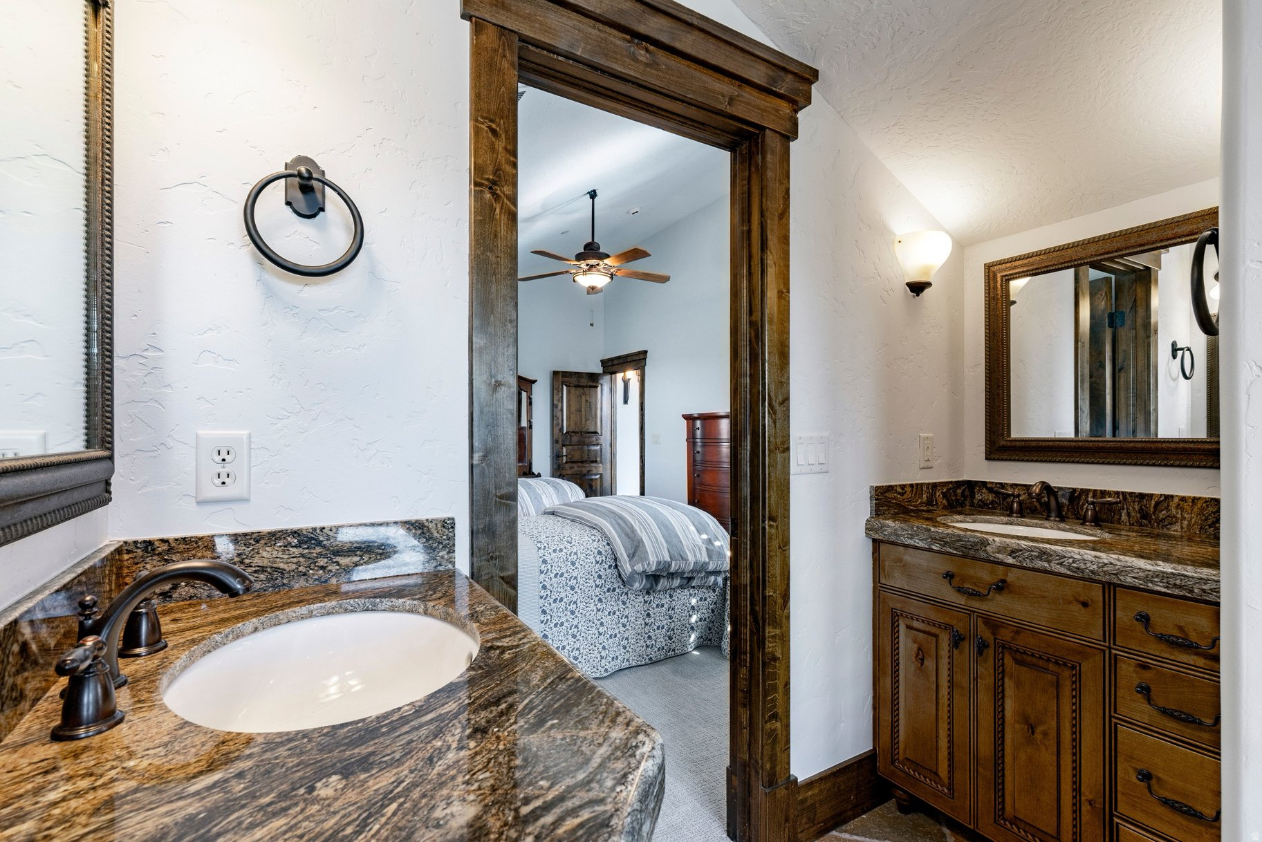 LOOKOUT RIDGE - Residential