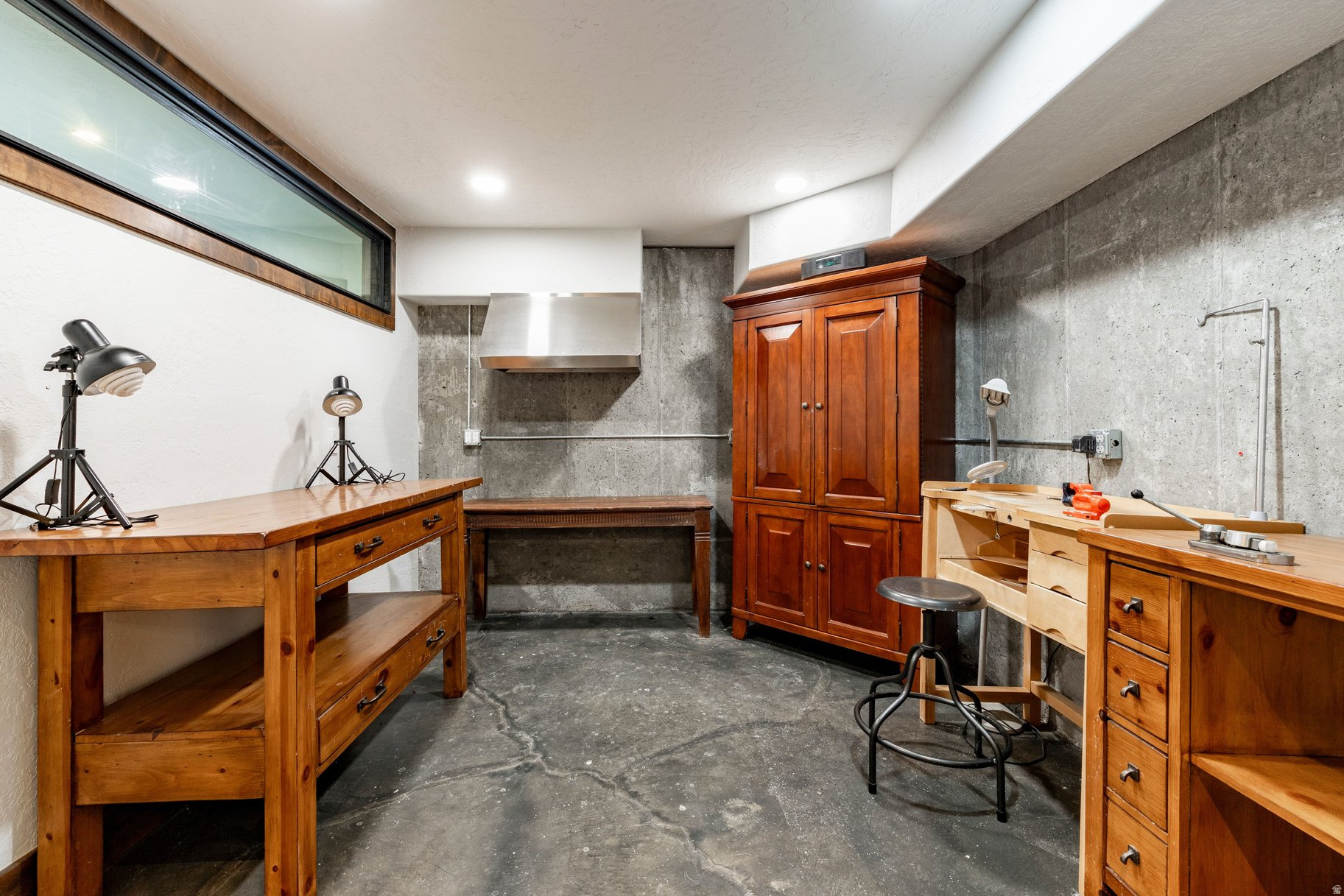 LOOKOUT RIDGE - Residential