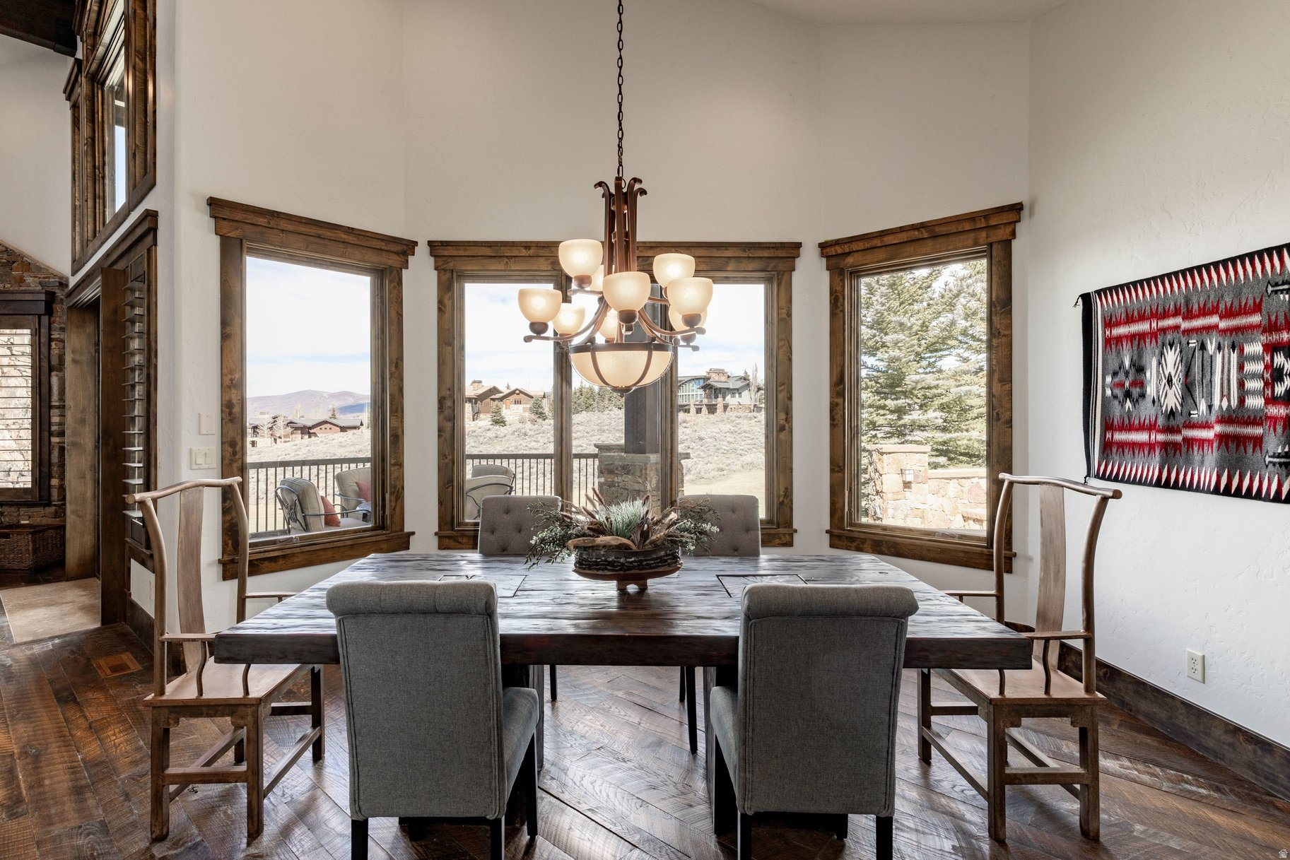 LOOKOUT RIDGE - Residential