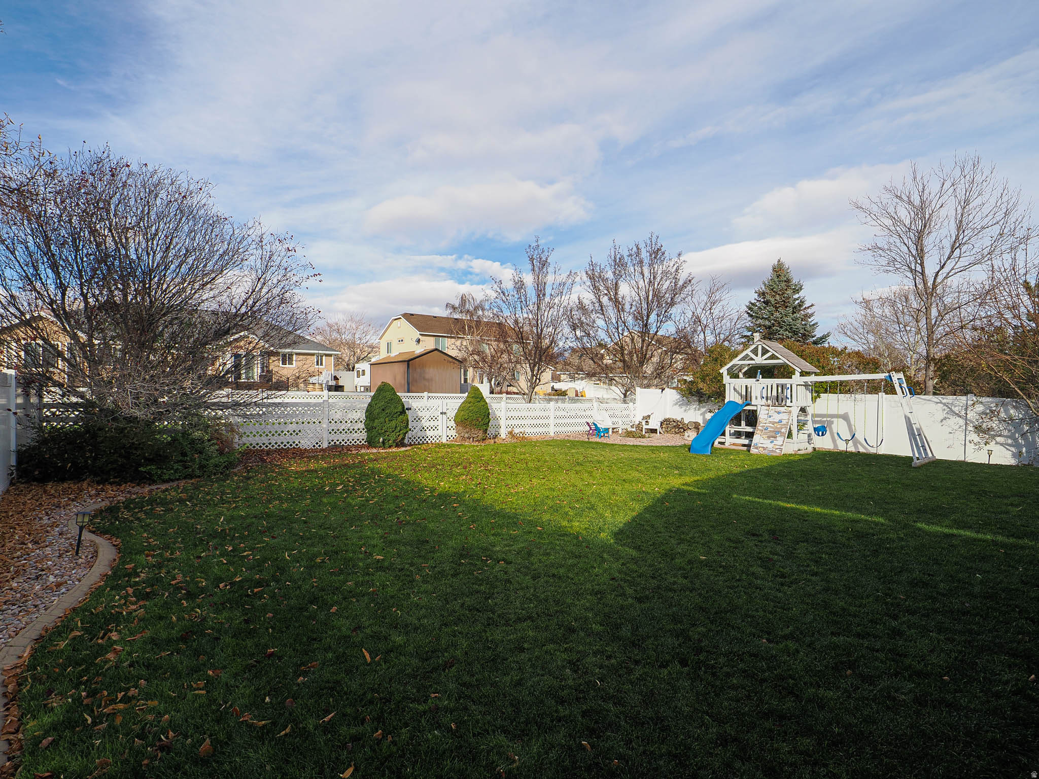 ESTATES AT ROSE CREEK - Residential