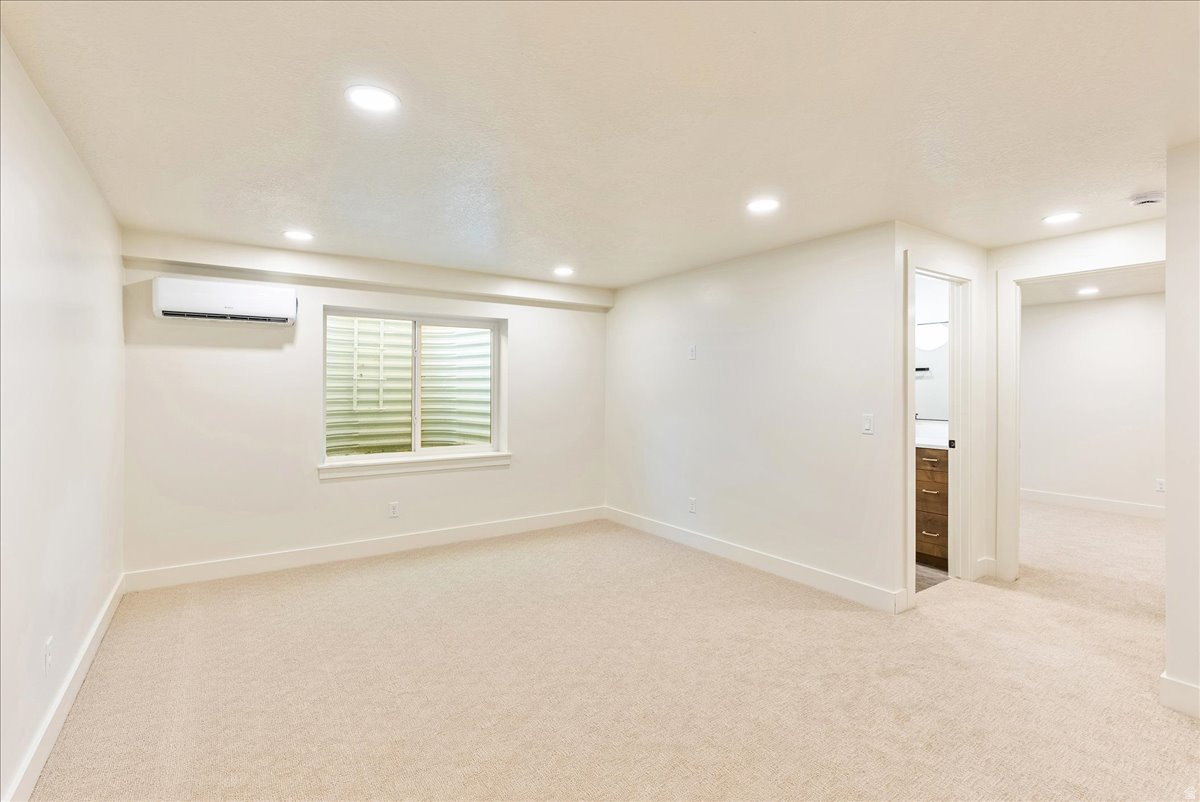 THE VILLAGE AT WOLF CREEK - Residential