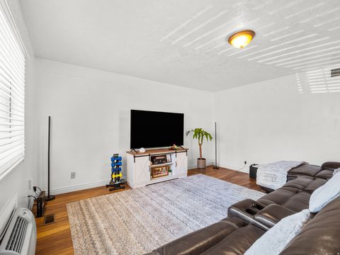 Tiny photo for 460 E 200 S, Provo, UT 84606 (MLS # 2141826)