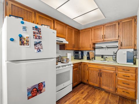Tiny photo for 460 E 200 S, Provo, UT 84606 (MLS # 2141826)