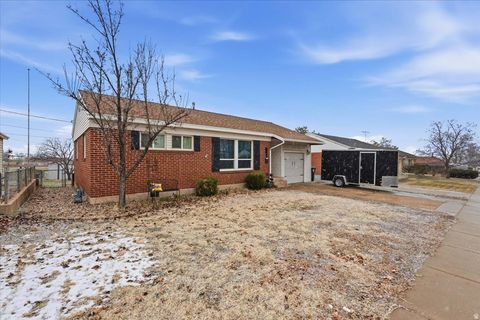 Tiny photo for 4689 S 275 W, Ogden, UT 84405 (MLS # 2133970)