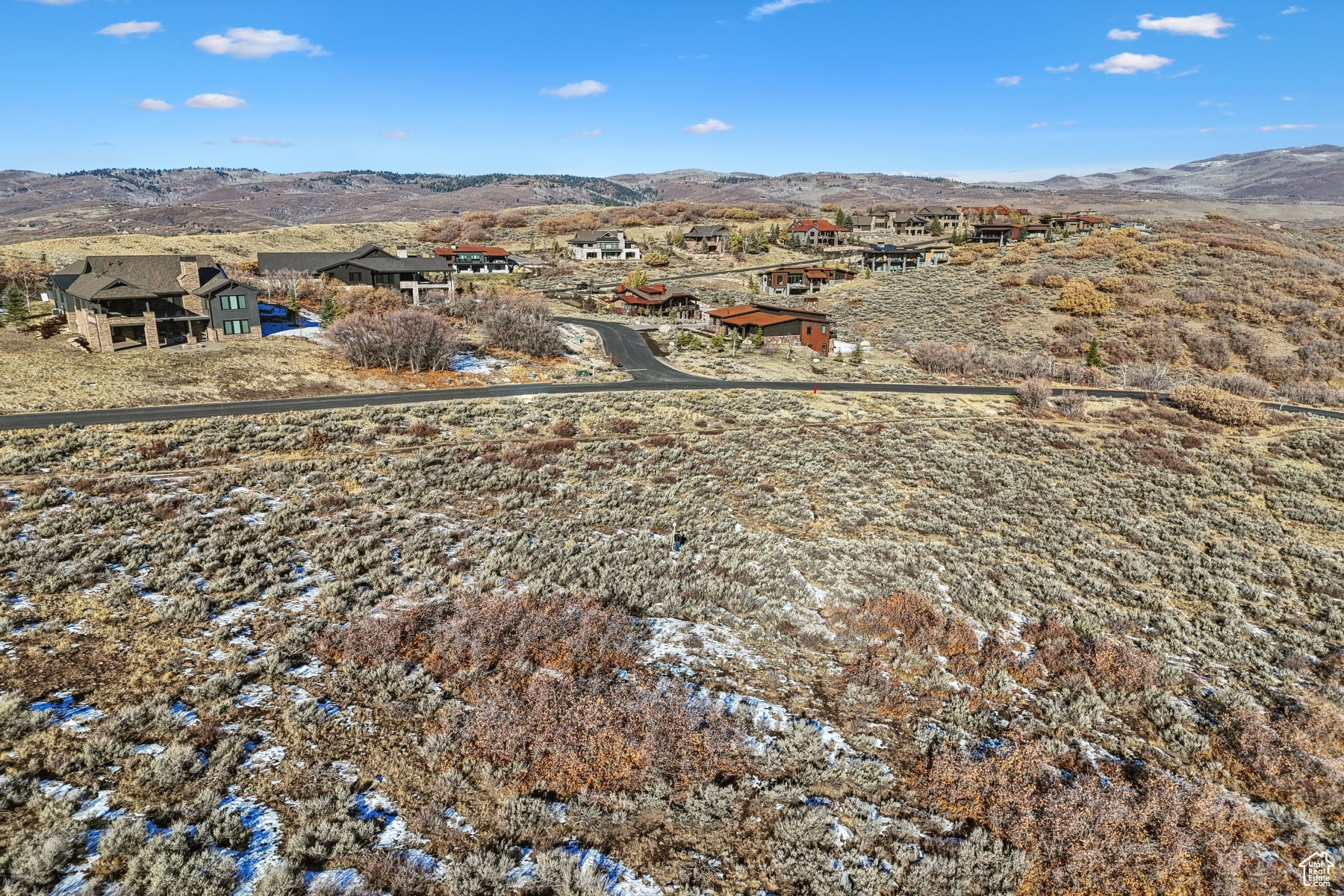 MOUNTAIN CREST - Residential