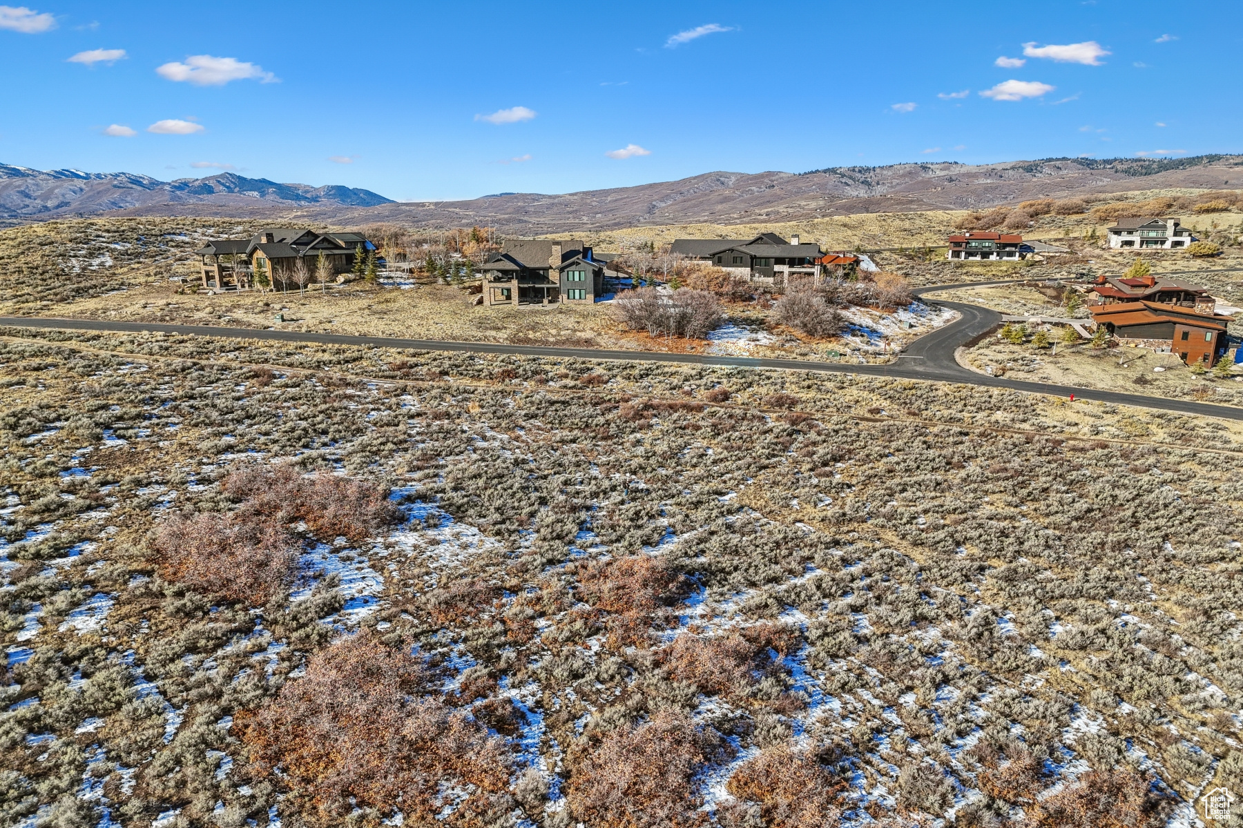 MOUNTAIN CREST - Residential