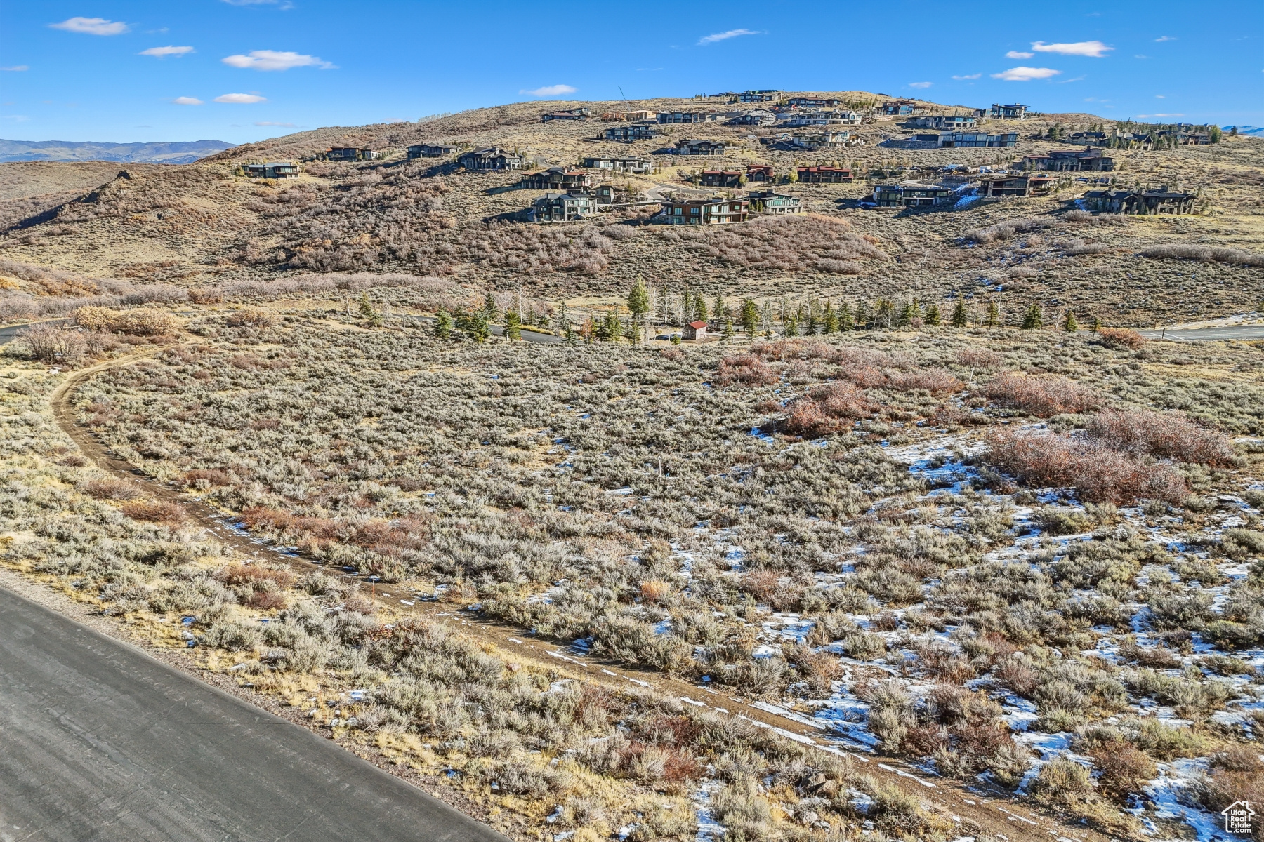 MOUNTAIN CREST - Residential