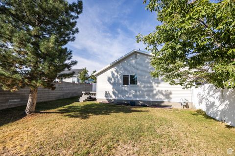 Tiny photo for 5365 W ALPINE FLOWER CIR, Kearns, UT 84118 (MLS # 2109379)