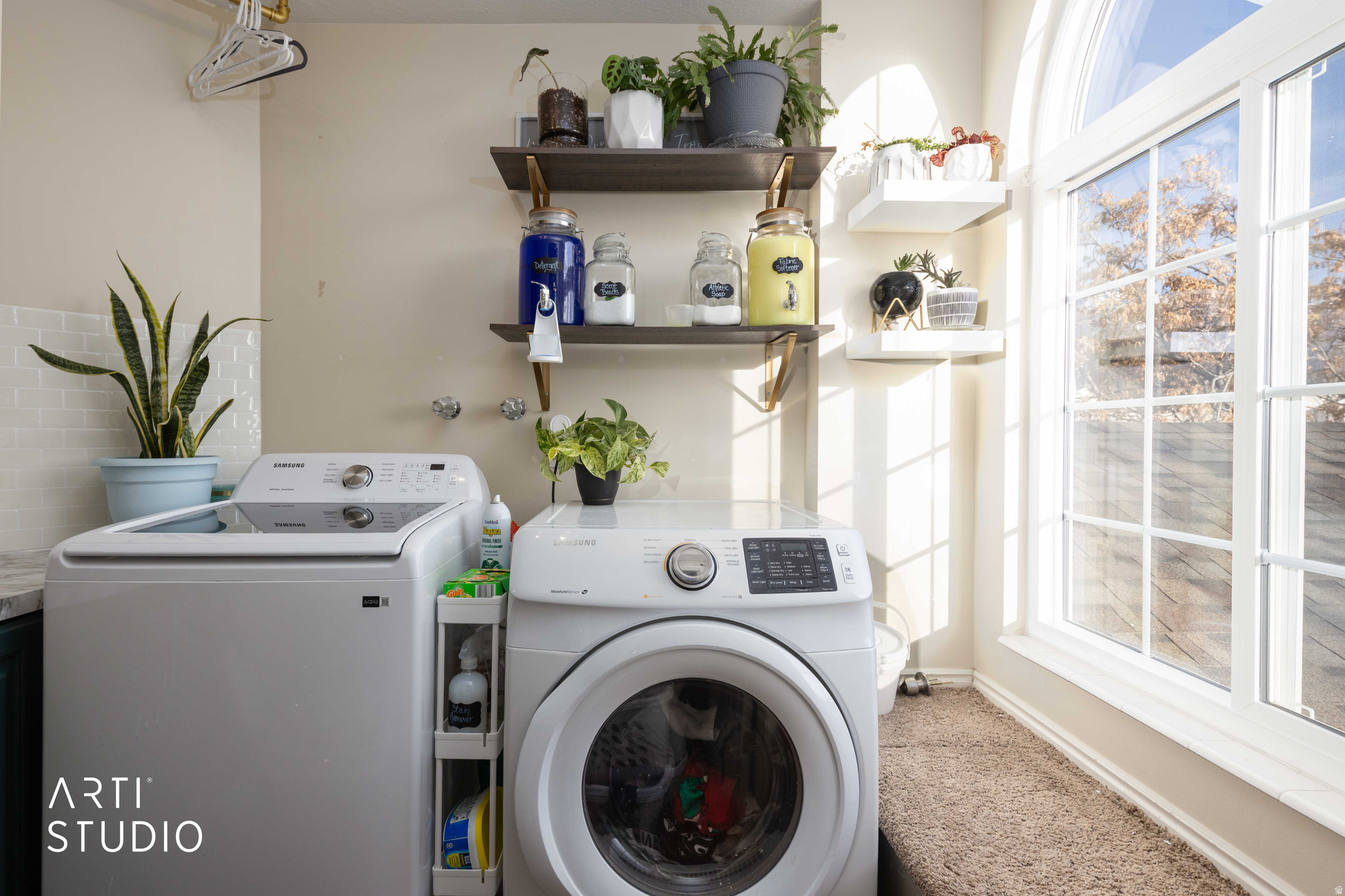 INDIAN HILLS - Residential