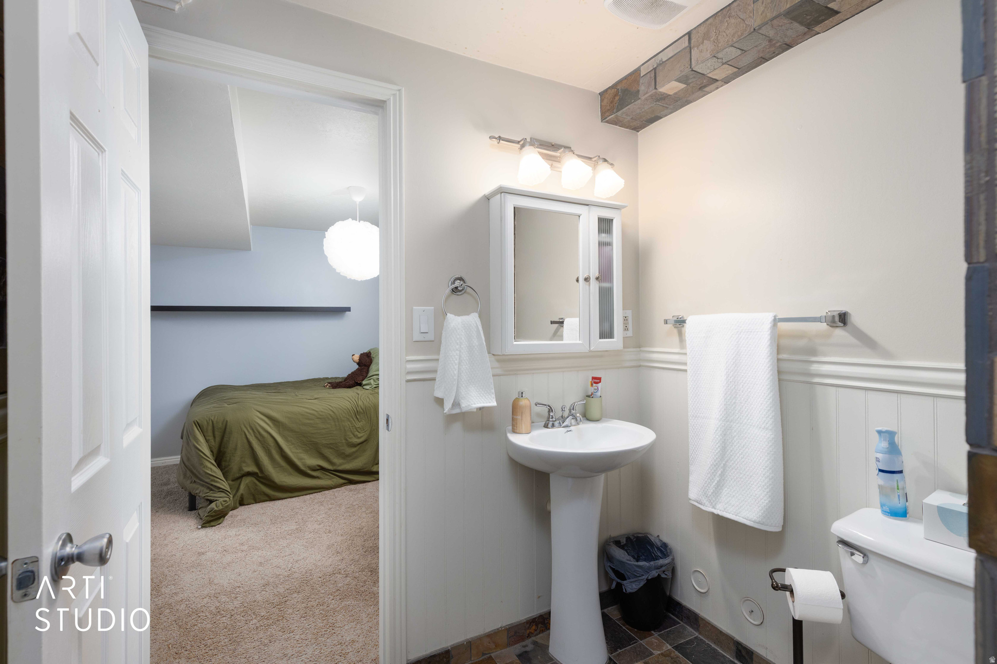 INDIAN HILLS - Residential