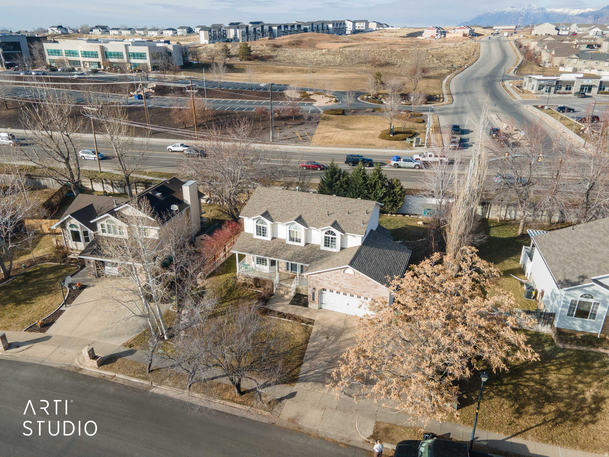 INDIAN HILLS - Residential