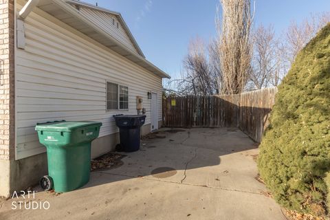 Tiny photo for 1731 E 2825 N, Layton, UT 84040 (MLS # 2134845)