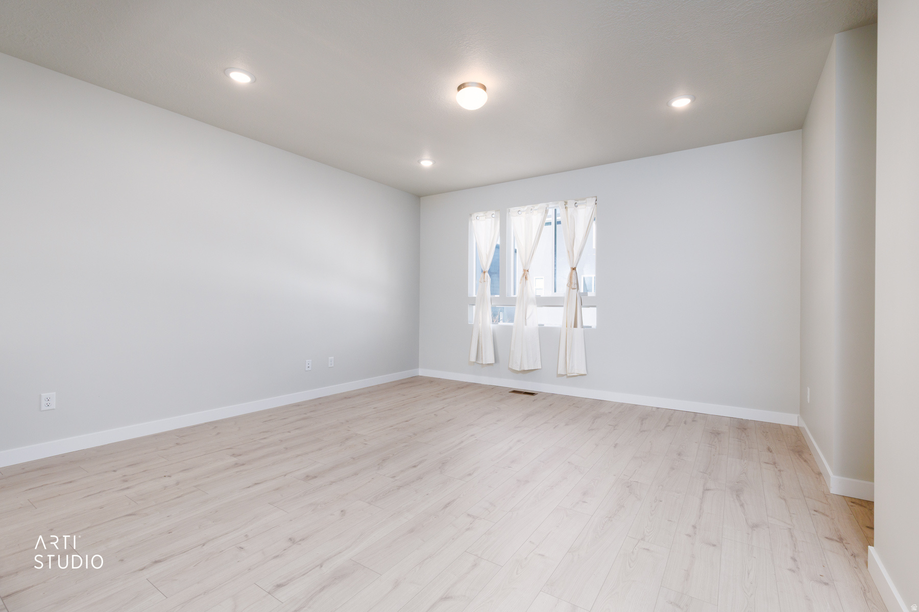 ROCKWELL RANCH - Residential