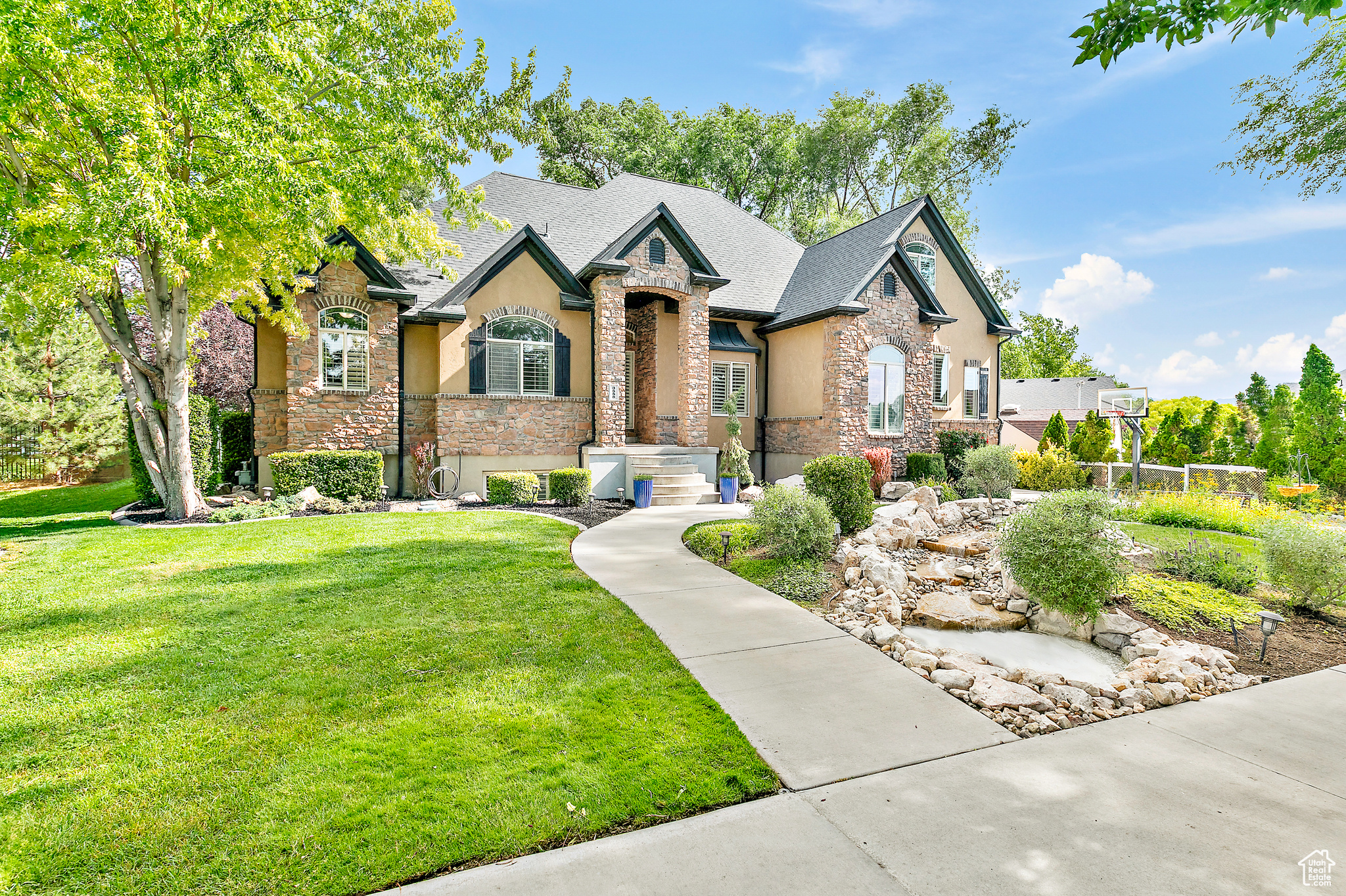 BUTLER MEADOWS - Residential