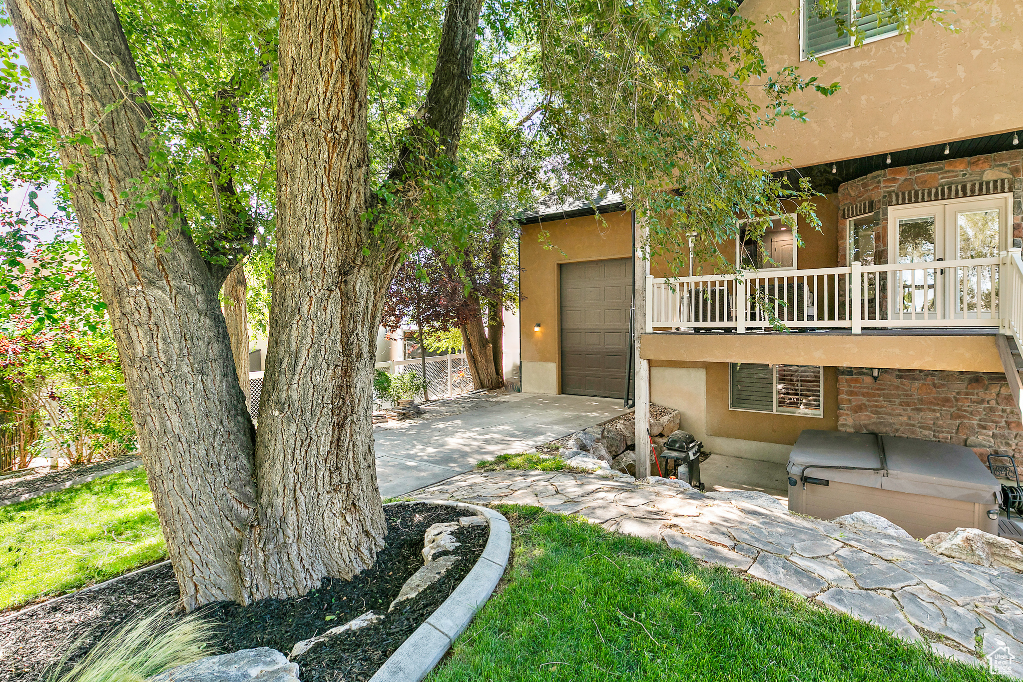 BUTLER MEADOWS - Residential