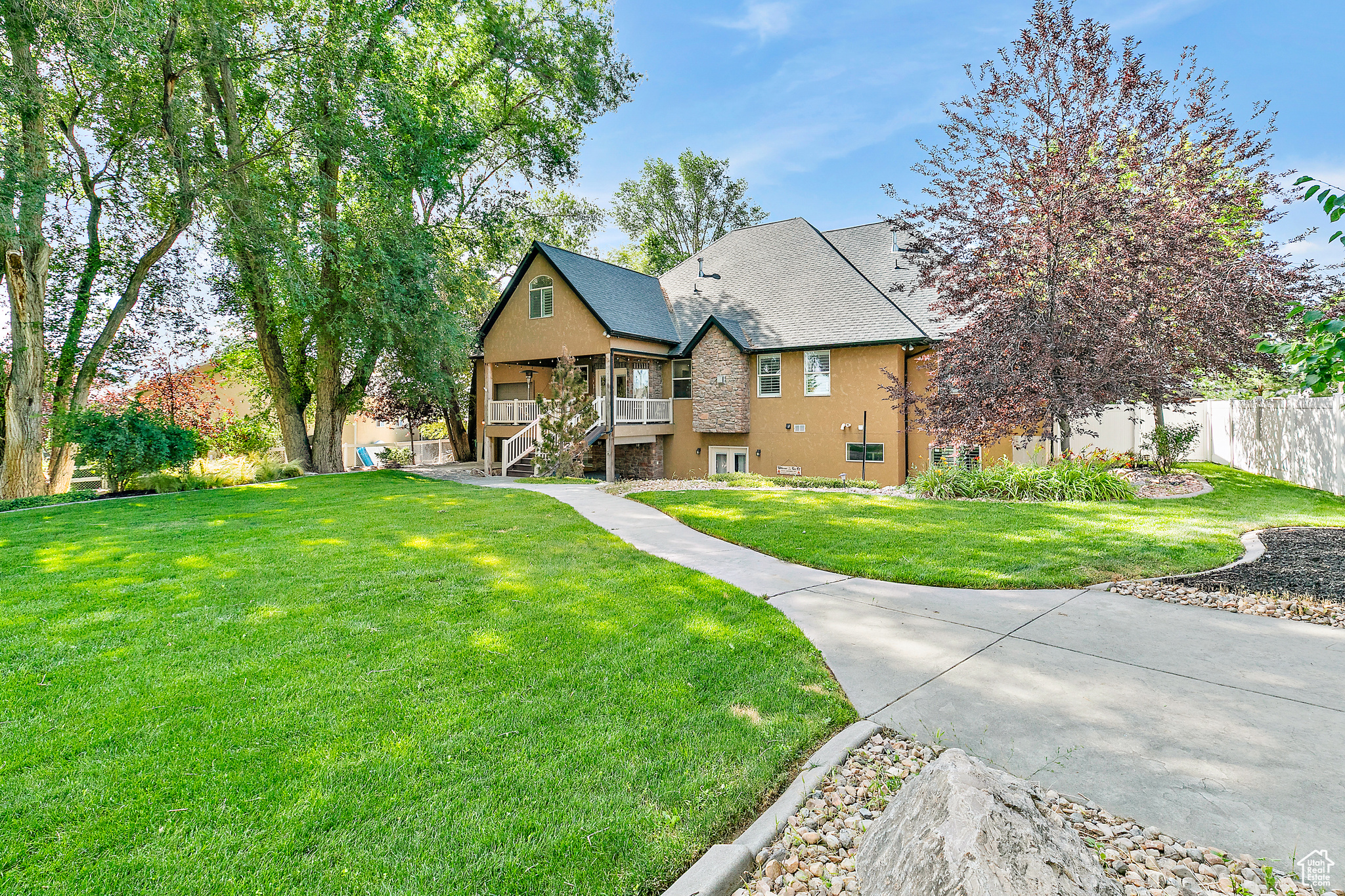 BUTLER MEADOWS - Residential