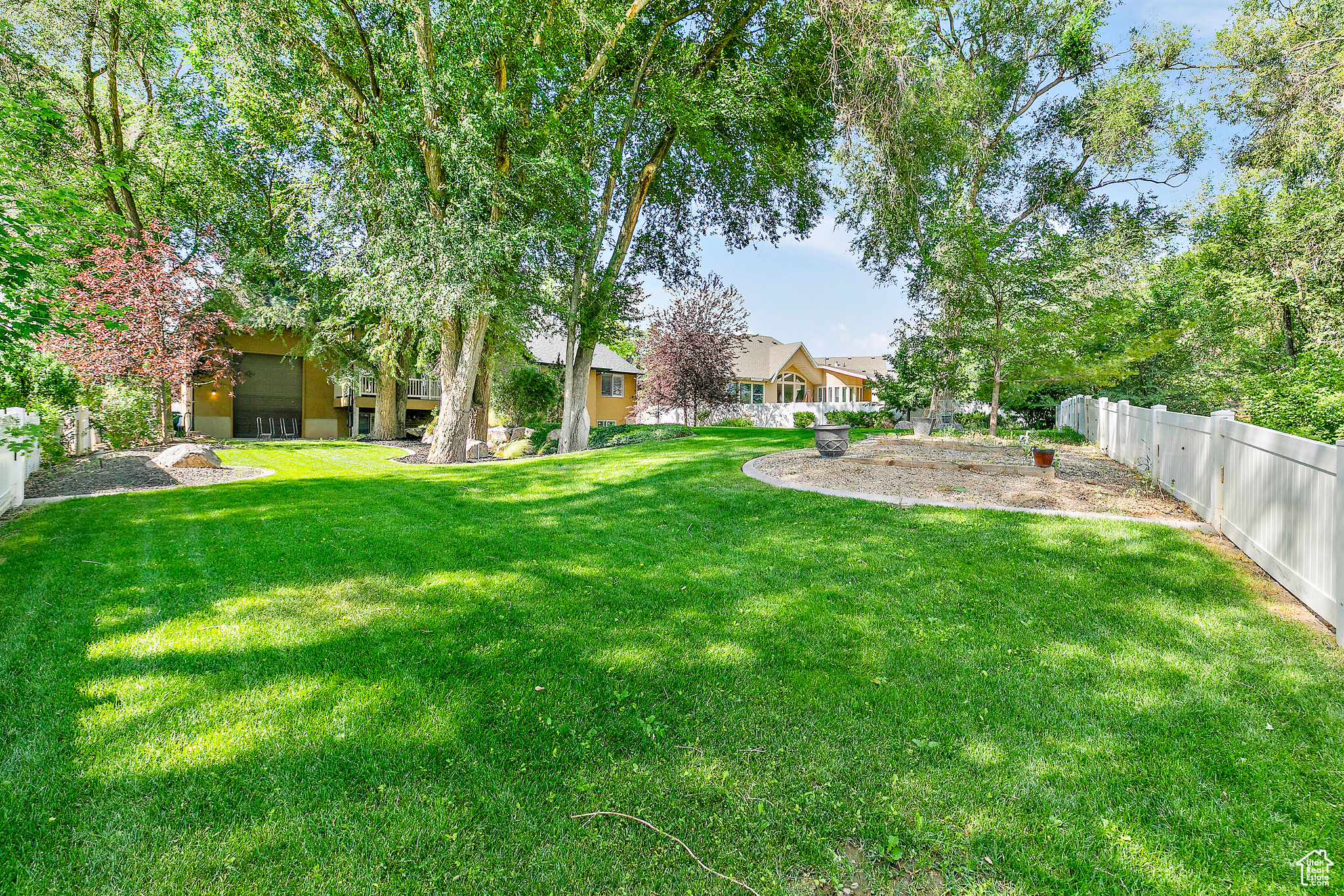 BUTLER MEADOWS - Residential