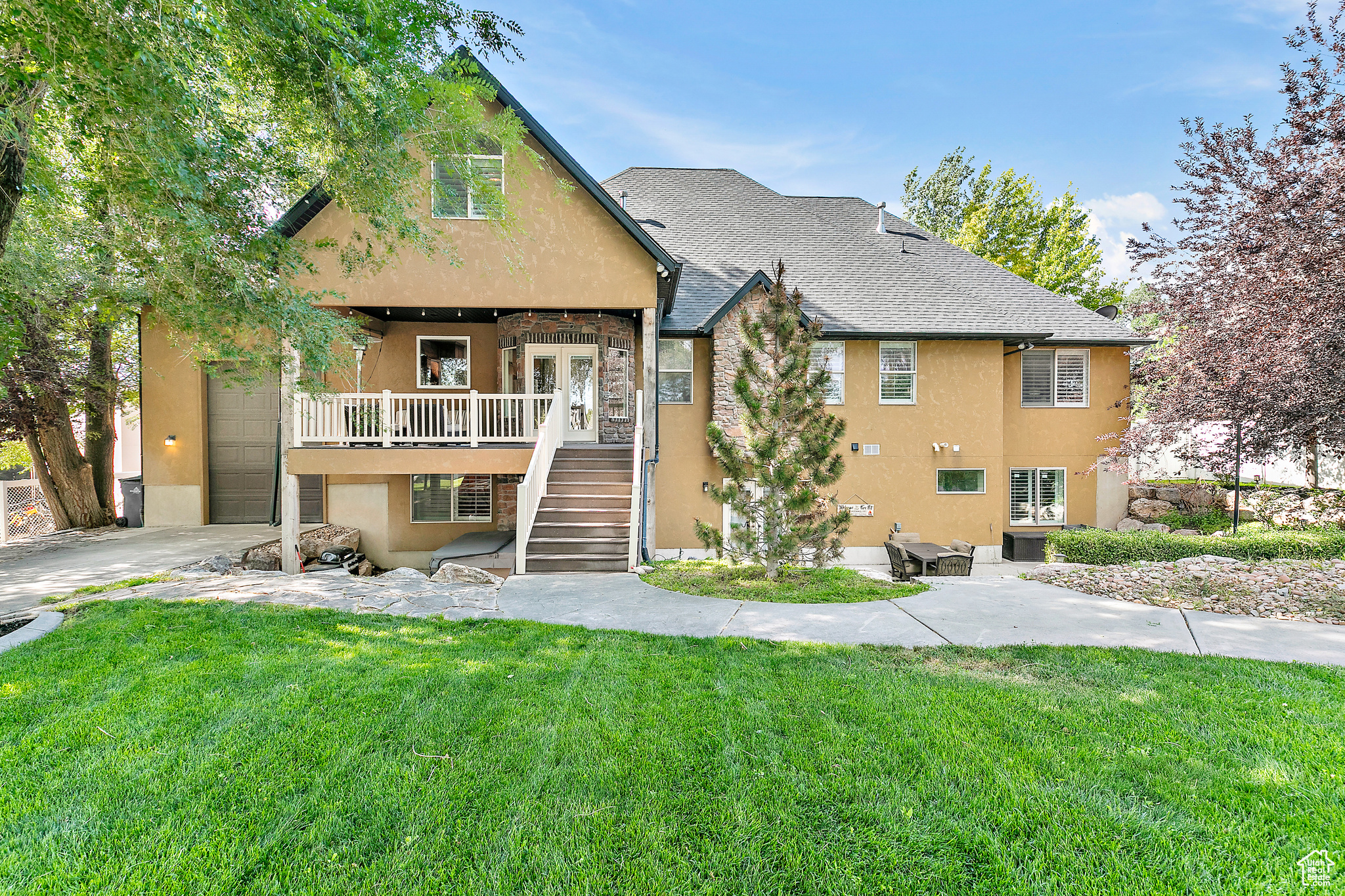 BUTLER MEADOWS - Residential