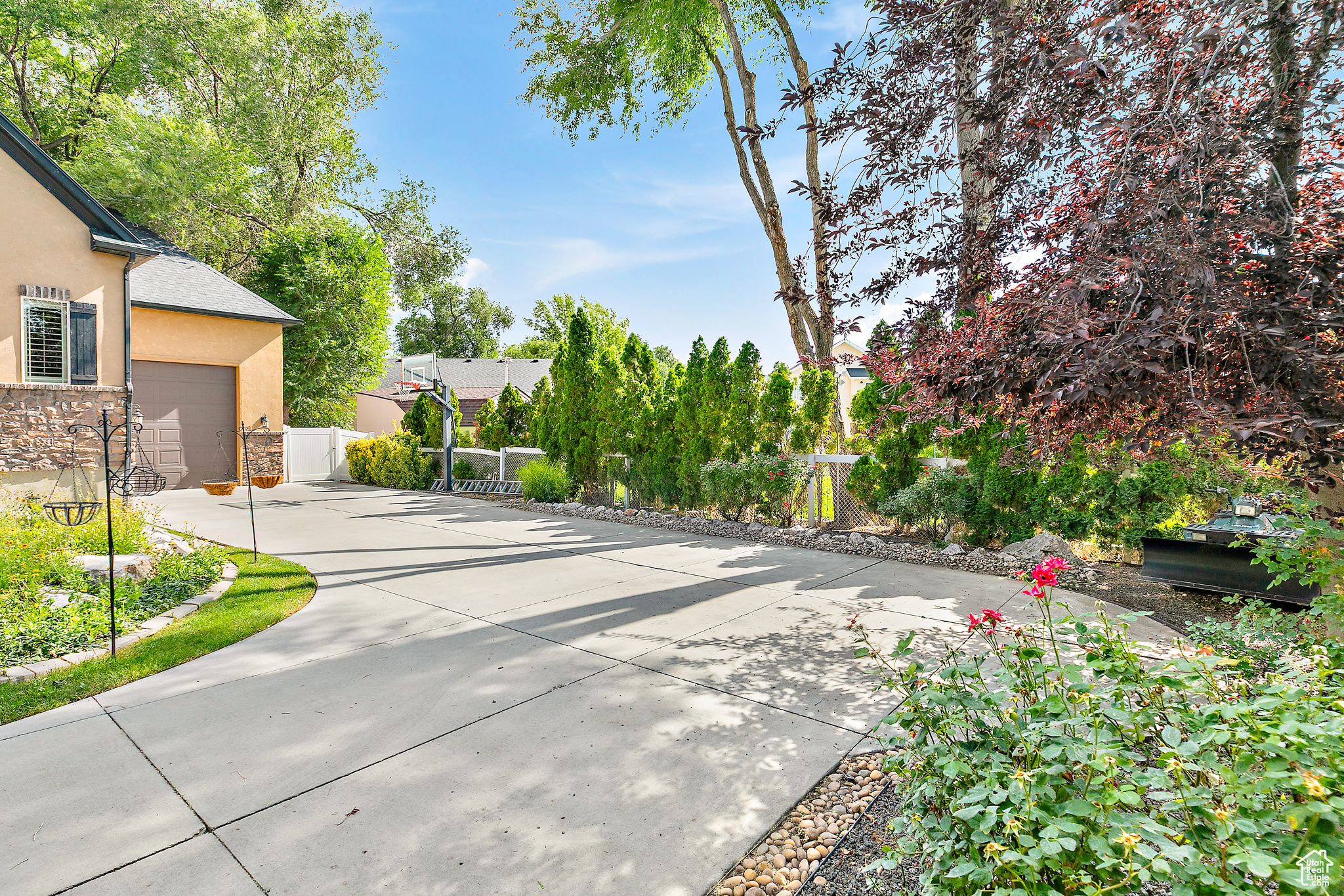 BUTLER MEADOWS - Residential