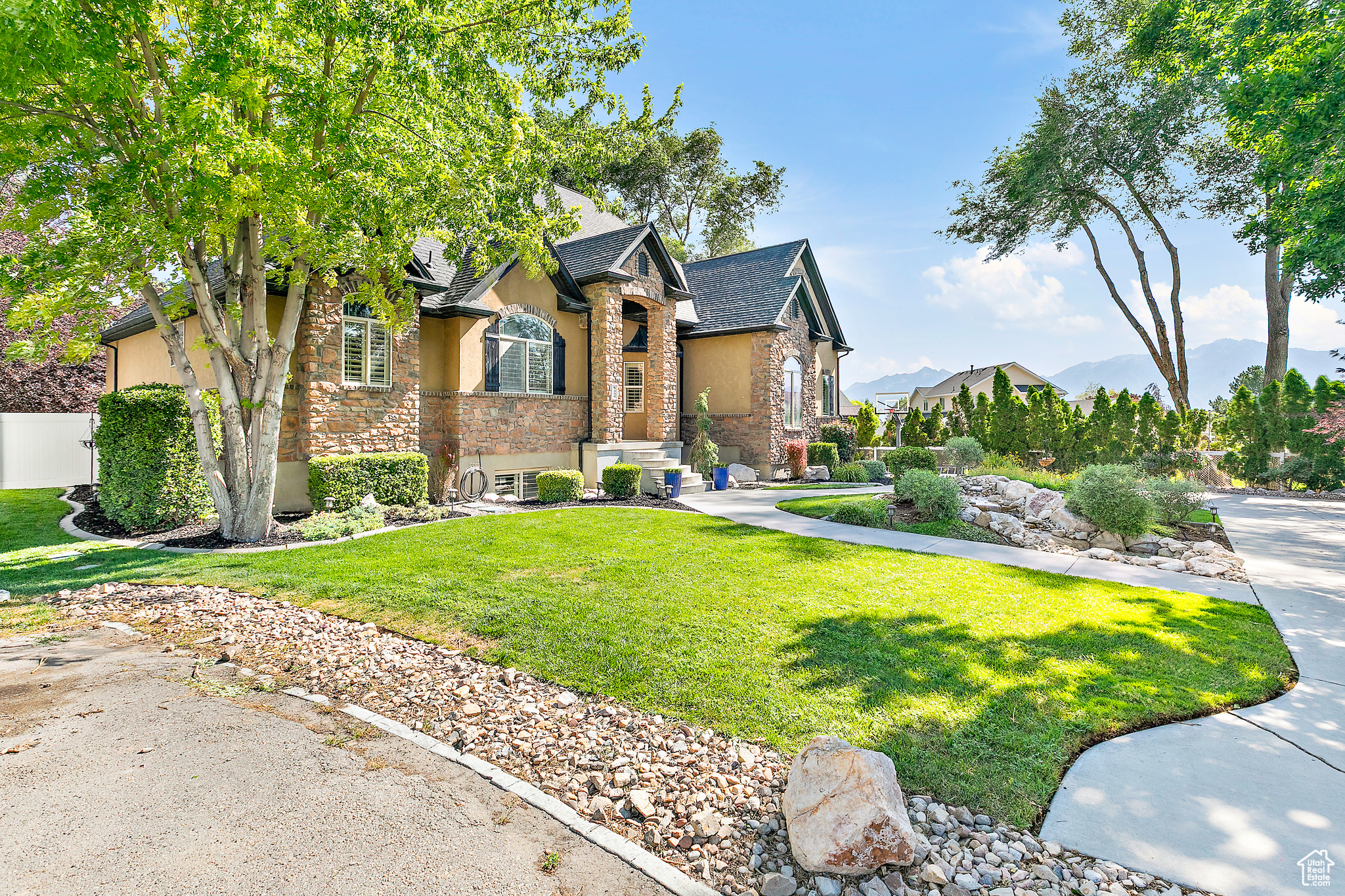 BUTLER MEADOWS - Residential