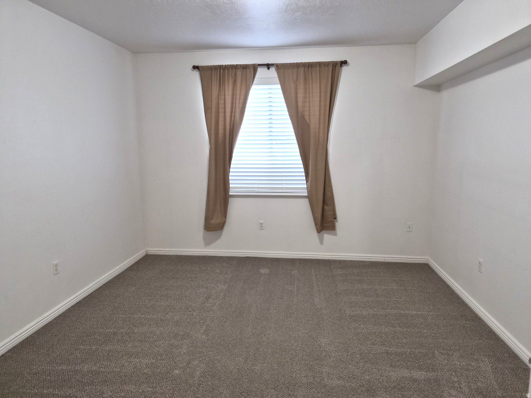 MOUNT TIMP VILLAGE - Residential