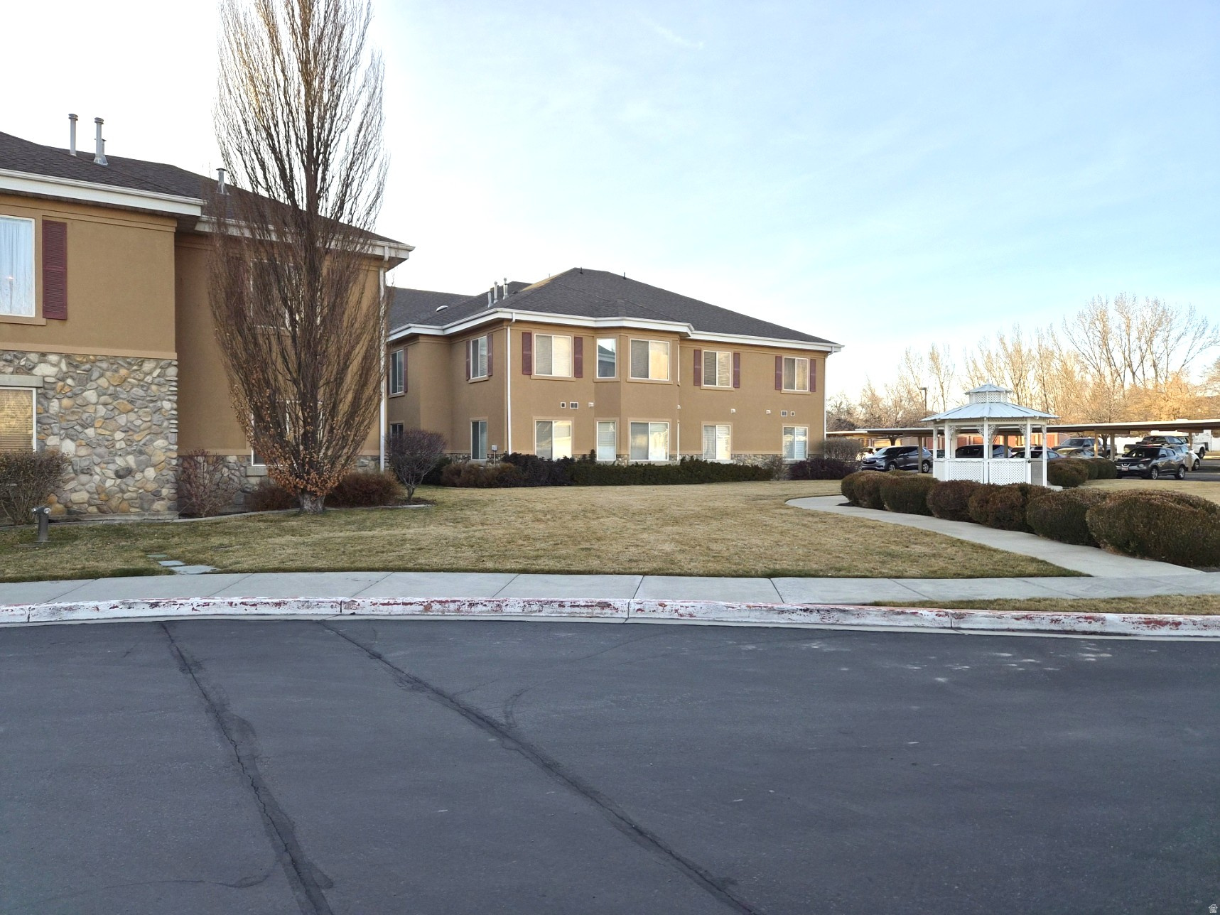 MOUNT TIMP VILLAGE - Residential