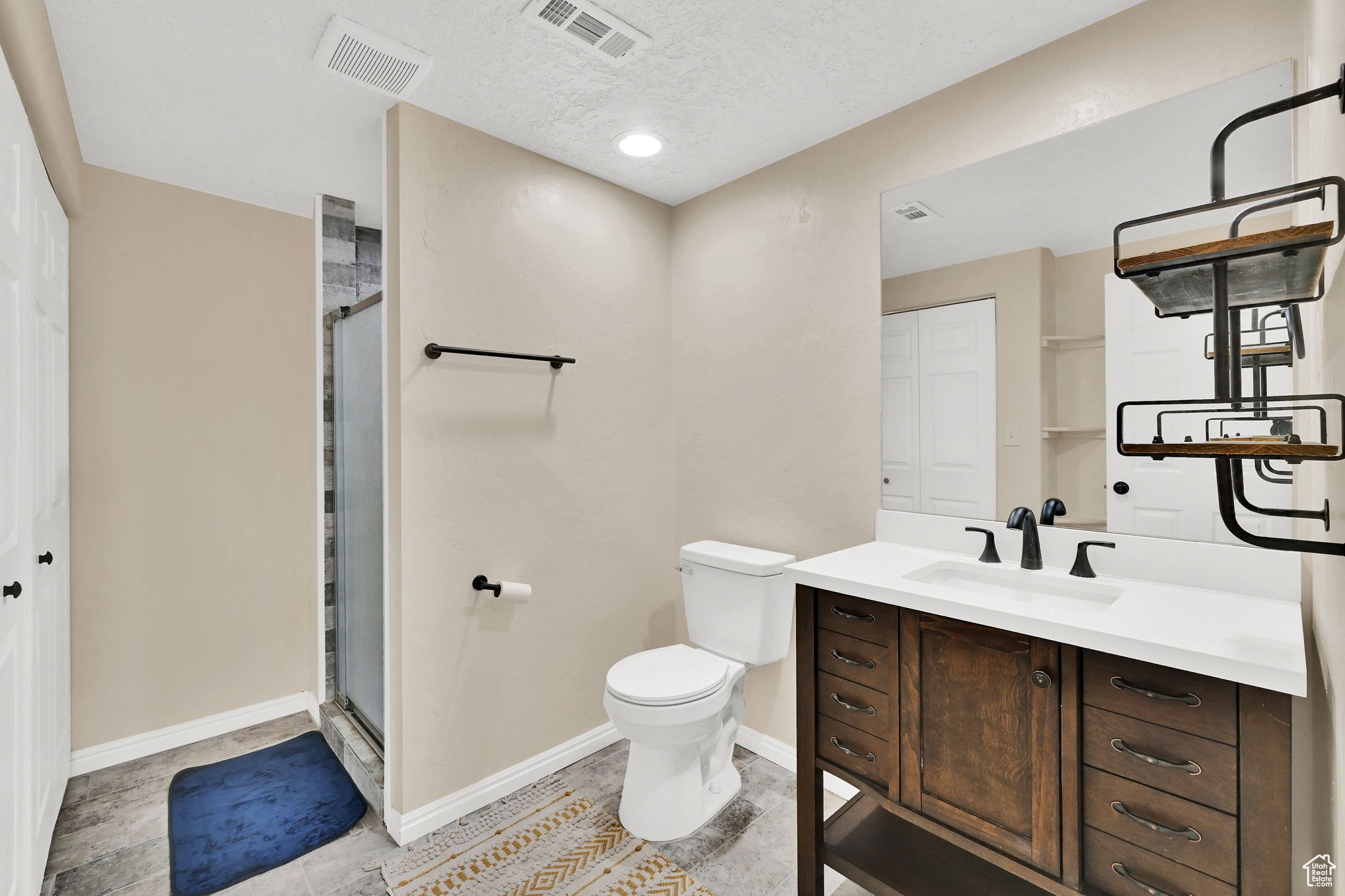 BUSH ESTATES - Residential