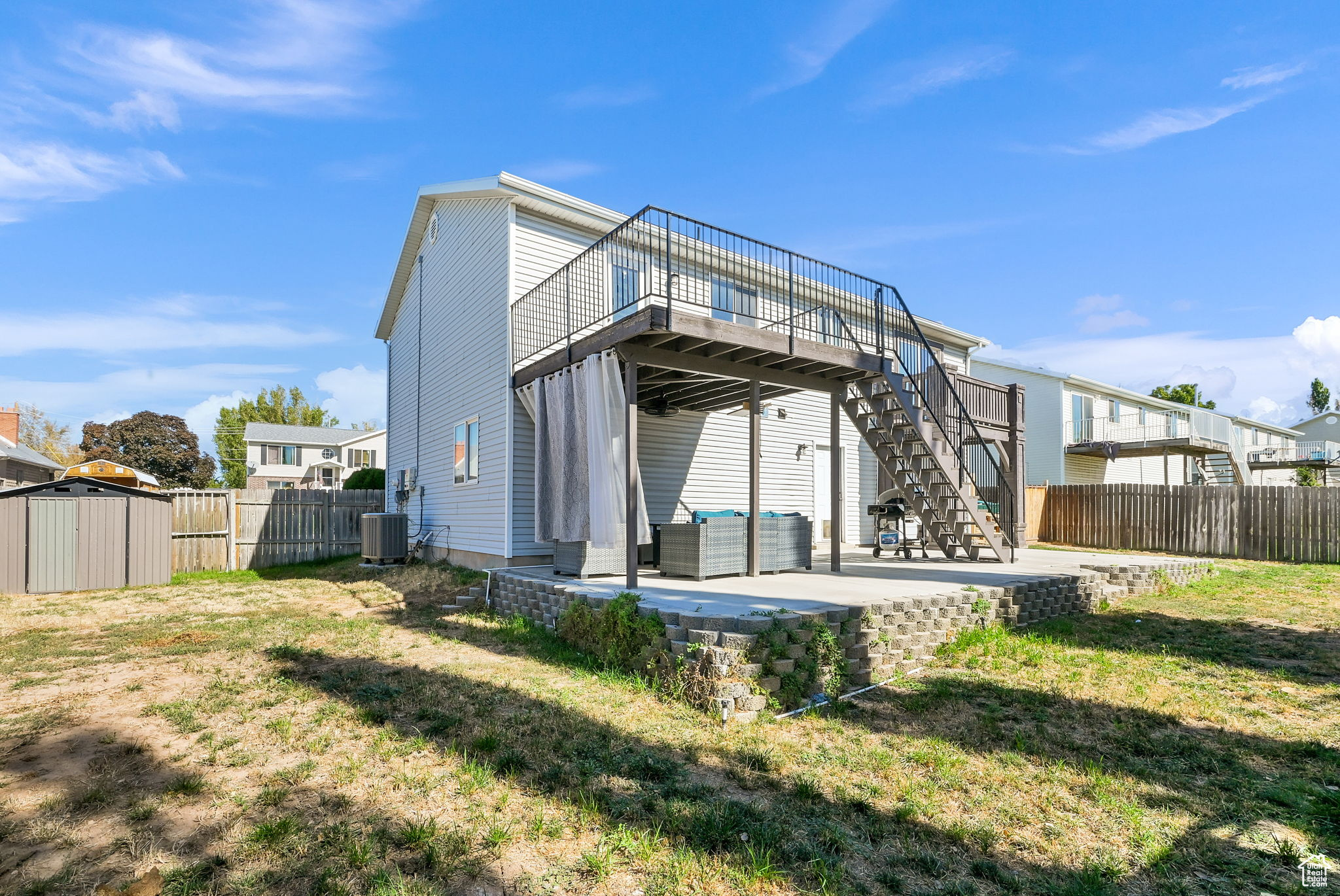 BUSH ESTATES - Residential