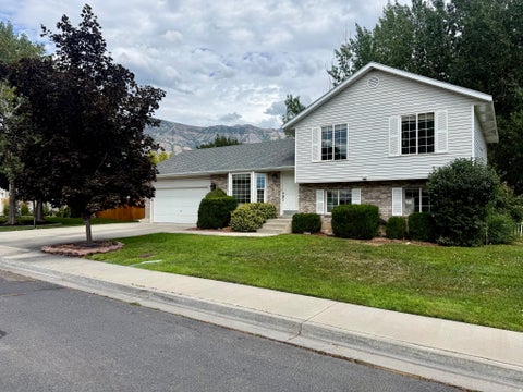 Photo of 514 N 1020 W, Pleasant Grove, UT 84062 (MLS # 2173804)