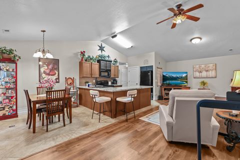 Tiny photo for 667 S APPALOOSA CIR, Willard, UT 84340 (MLS # 2158510)