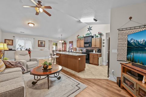Tiny photo for 667 S APPALOOSA CIR, Willard, UT 84340 (MLS # 2158510)
