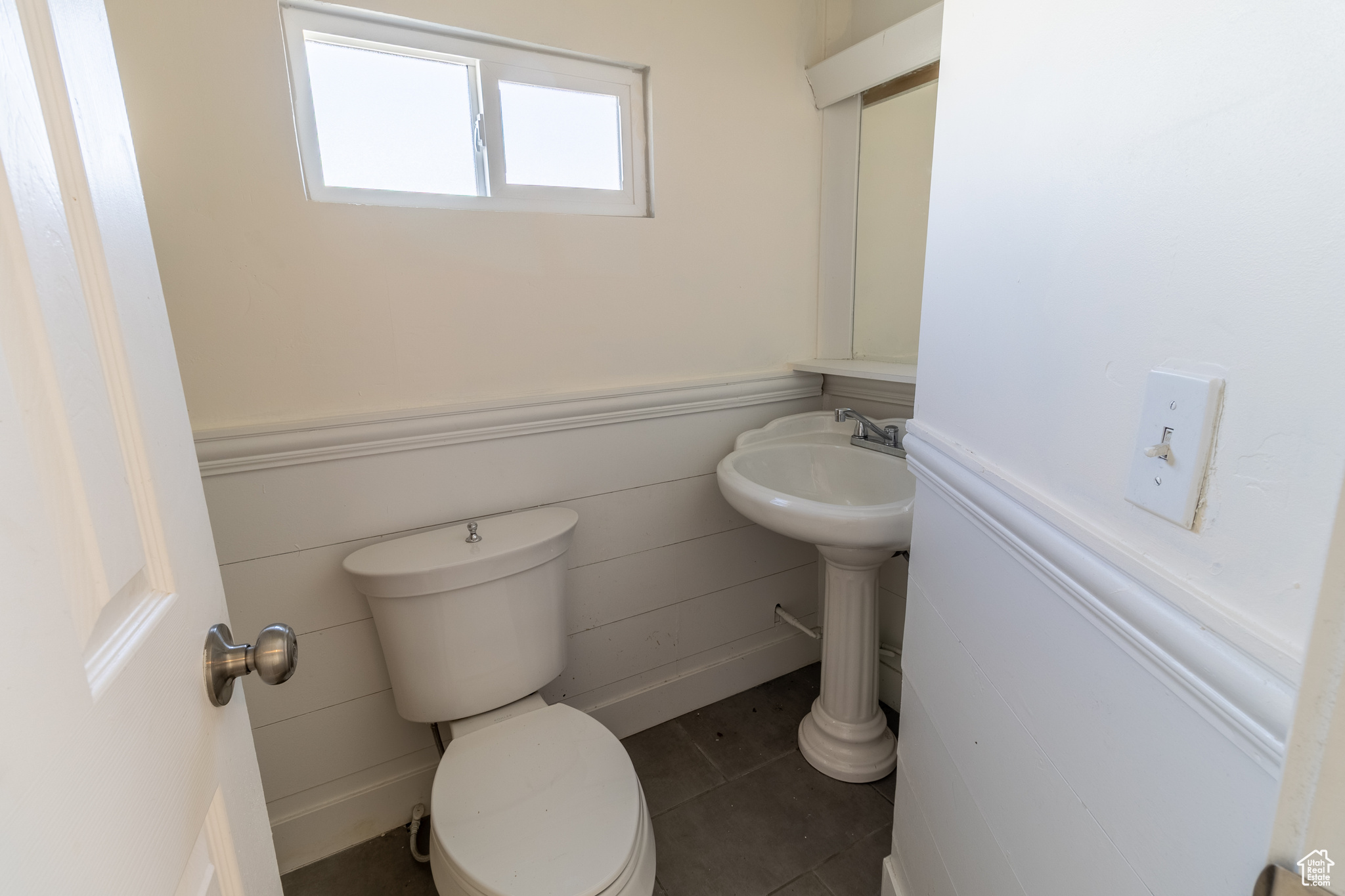 WINDSOR ESTATES - Residential